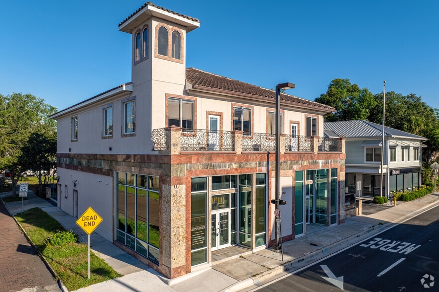 More Photos Of 2100 N Orange Ave, Orlando Medical For Sale