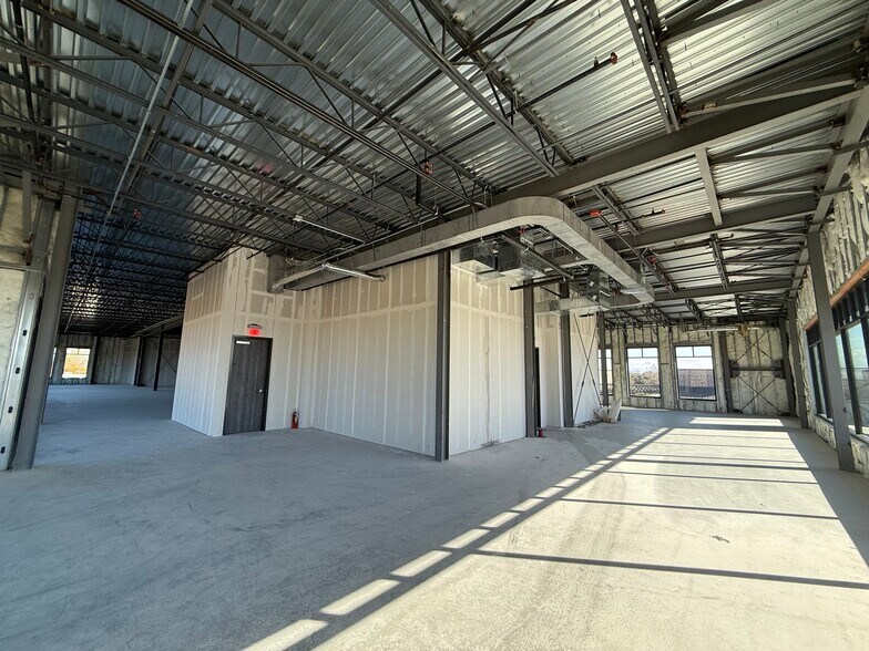 More Photos Of 2801 McKinney St, Melissa Unknown For Lease