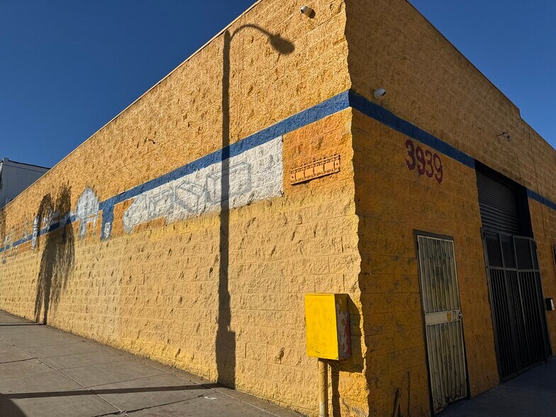 More Photos Of 3939 E Cesar E Chavez Ave, Los Angeles Flex For Lease