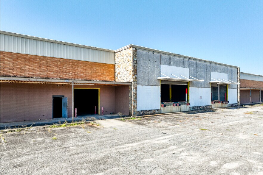 More Photos Of 1420 W Broad Ave, Albany Warehouse For Lease