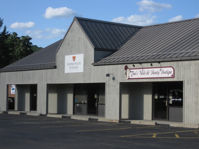 More Photos Of 314-328 Park Ave, Corning Unknown For Lease