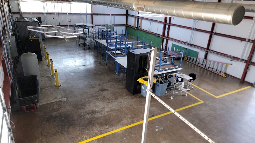 More Photos Of 443 Bastrop Hwy, Austin Flex For Lease
