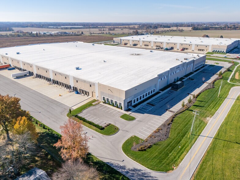 Primary Photo Of 6111-6121 Bixby Rd, Canal Winchester Distribution For Lease