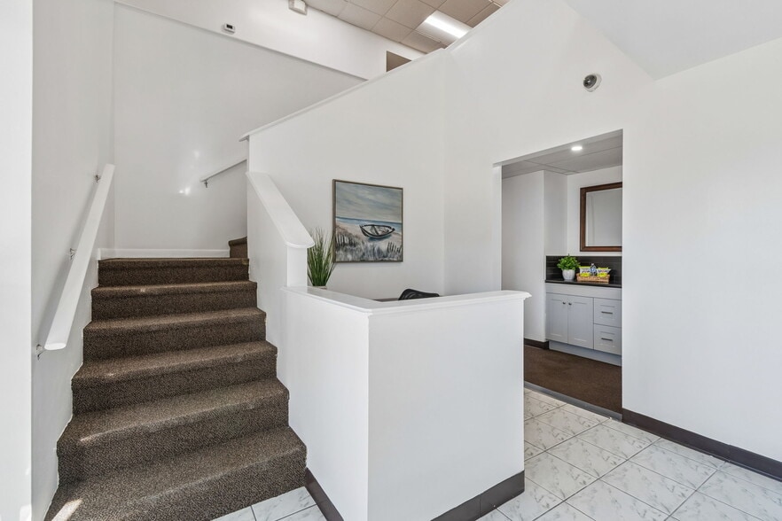 More Photos Of 1453 S Martin Luther King Jr Ave, Clearwater Warehouse For Sale