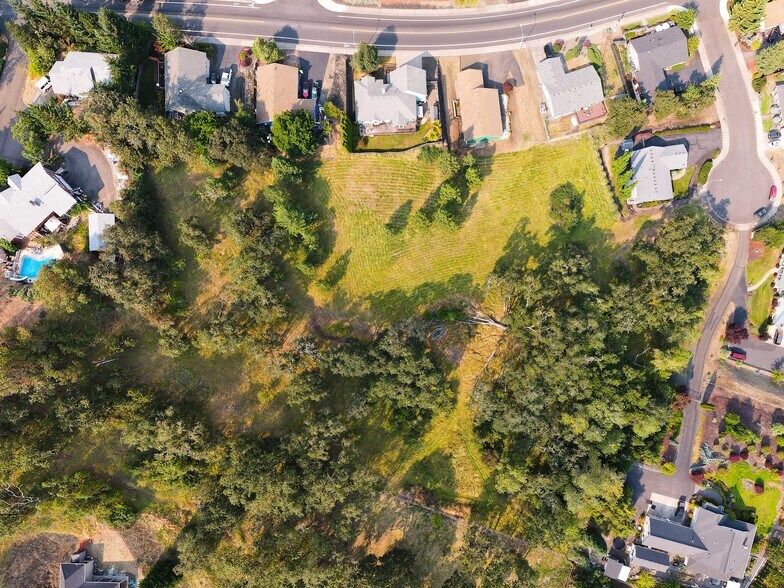 More Photos Of 1219 Junker, Roseburg Land For Sale