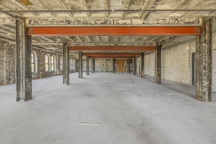 More Photos Of 895 Central Ave, Saint Petersburg Office For Lease