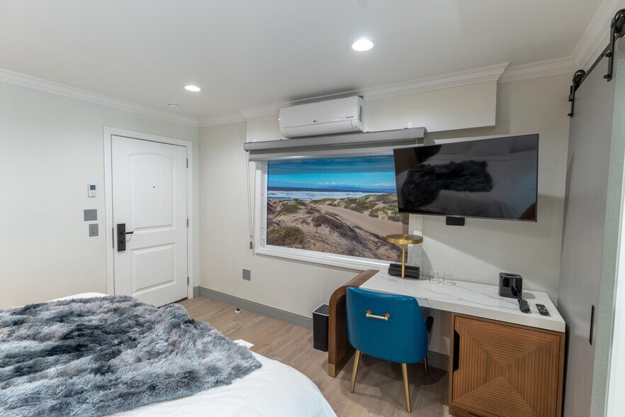 More Photos Of 1107 N Broadway, Santa Maria Hotel For Sale