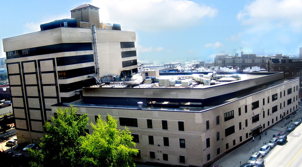 More Photos Of 5030 Broadway, New York Office For Lease