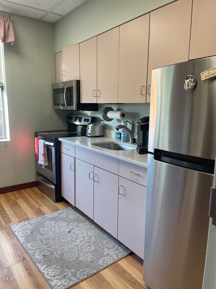 More Photos Of 19-21 Broadway, Arlington, MA 02474 Broadway, Arlington Office Residential For Lease