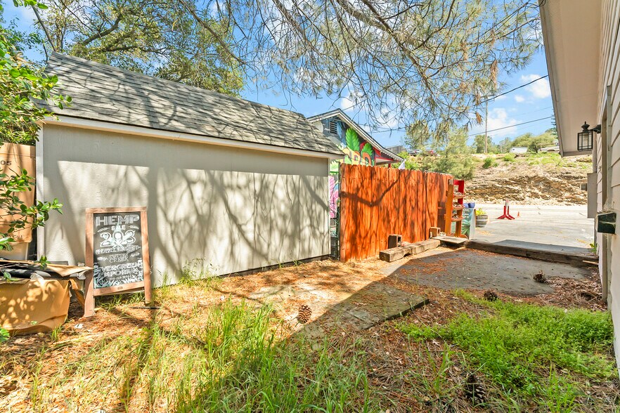 More Photos Of 293 Hanford St, Sutter Creek Storefront Retail Office For Sale