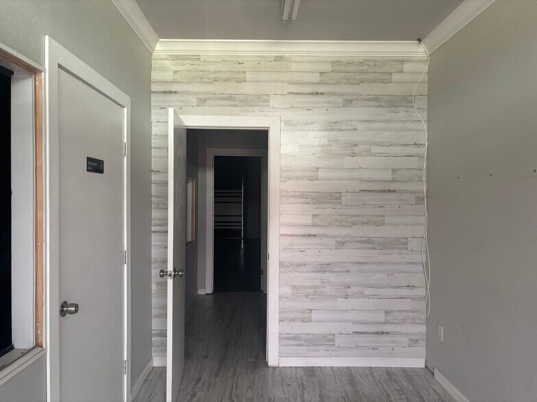 More Photos Of 4100 Haltom Rd, Haltom City Unknown For Lease