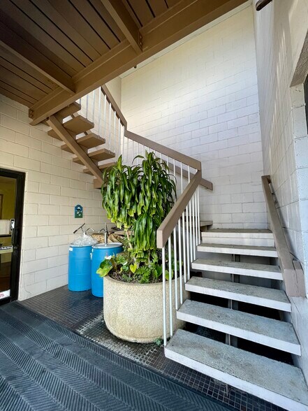 More Photos Of 1210 Artesian St, Honolulu Medical For Lease