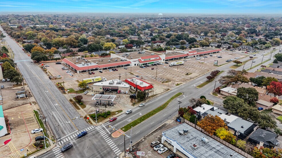 More Photos Of 645 Harwood Rd, Bedford Restaurant For Sale