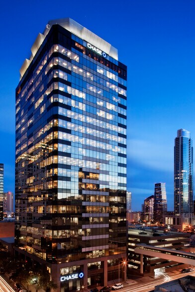 More Photos Of 221 W 6th St, Austin Office For Lease