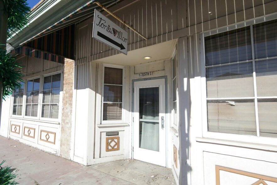 Primary Photo Of 111 E 5th St, Oxnard Storefront For Sale