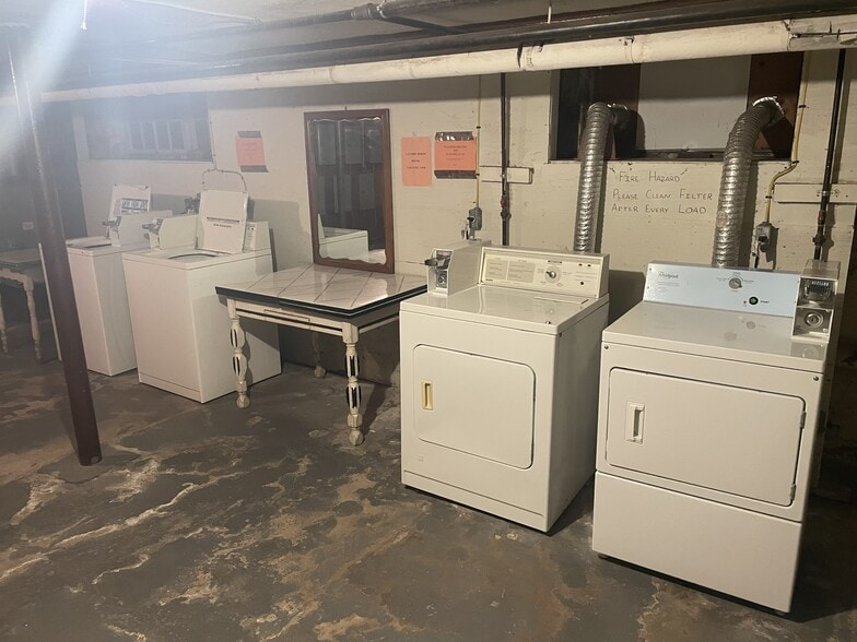 More Photos Of 329 Beech St, Holyoke Apartments For Sale