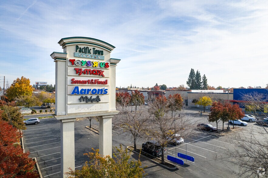 More Photos Of 718-760 W Hammer Ln, Stockton Unknown For Lease