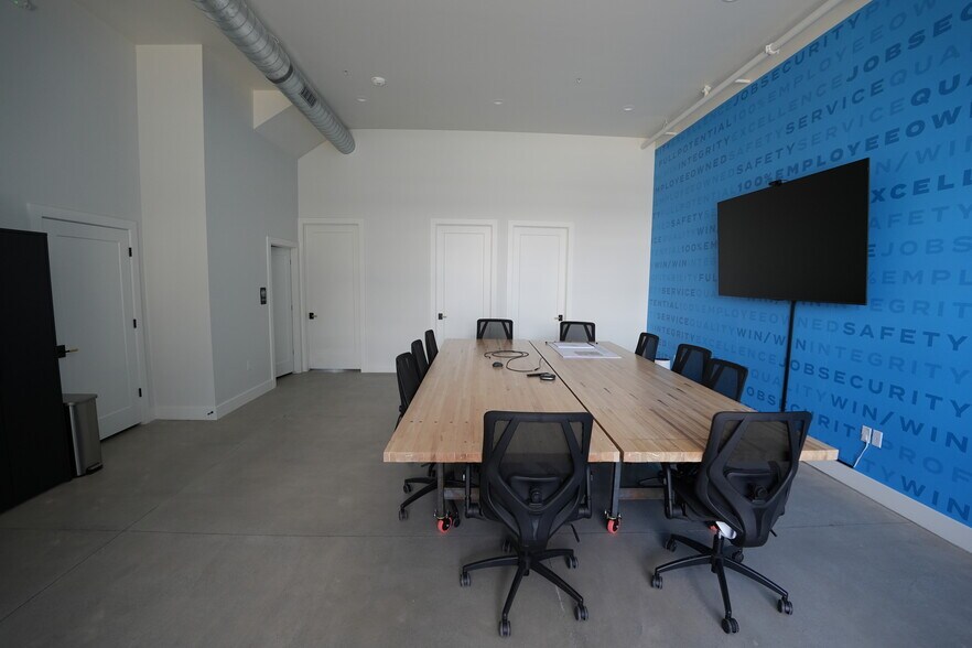 More Photos Of 74 E 13065 S, Draper Office For Sale