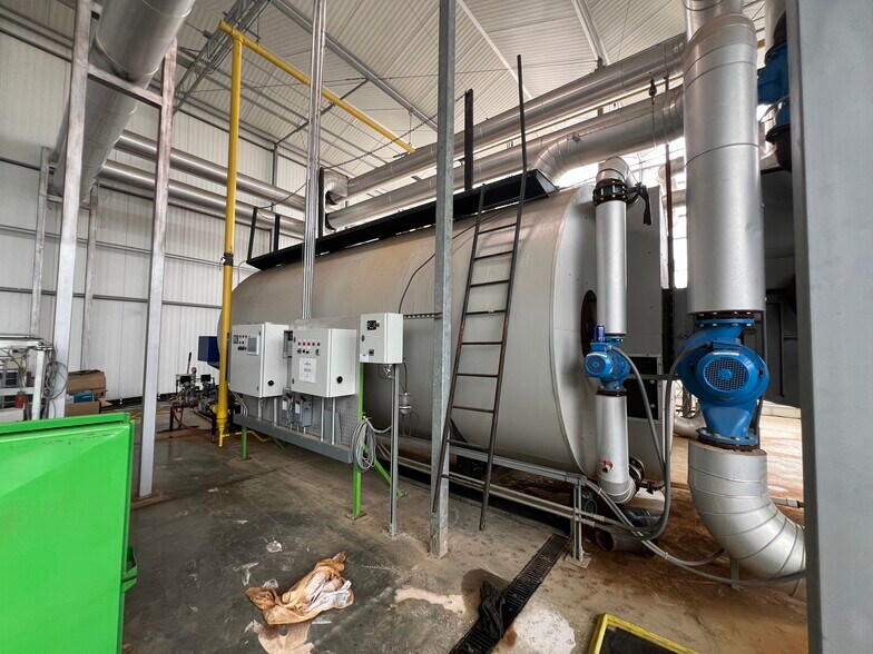 More Photos Of 22695 J Dr N, Marshall Industrial For Sale