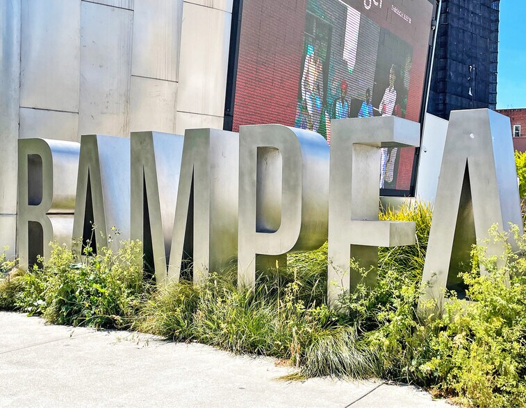 More Photos Of 2146 Kittredge St, Berkeley Apartments For Lease