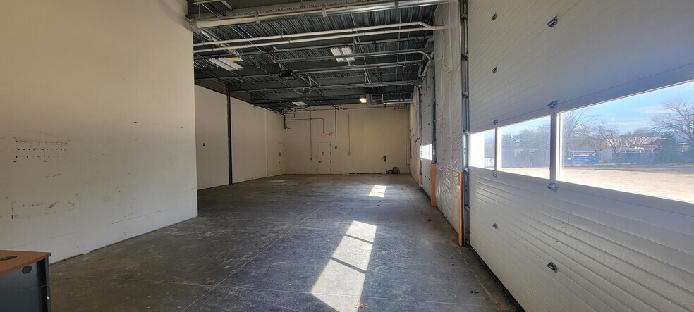 More Photos Of 7521 Jefferson Ave, Hyattsville Flex For Lease