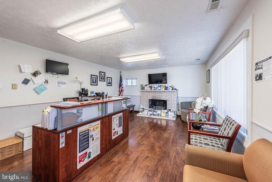 More Photos Of 4155 Glen Park Rd, Nottingham Office For Sale