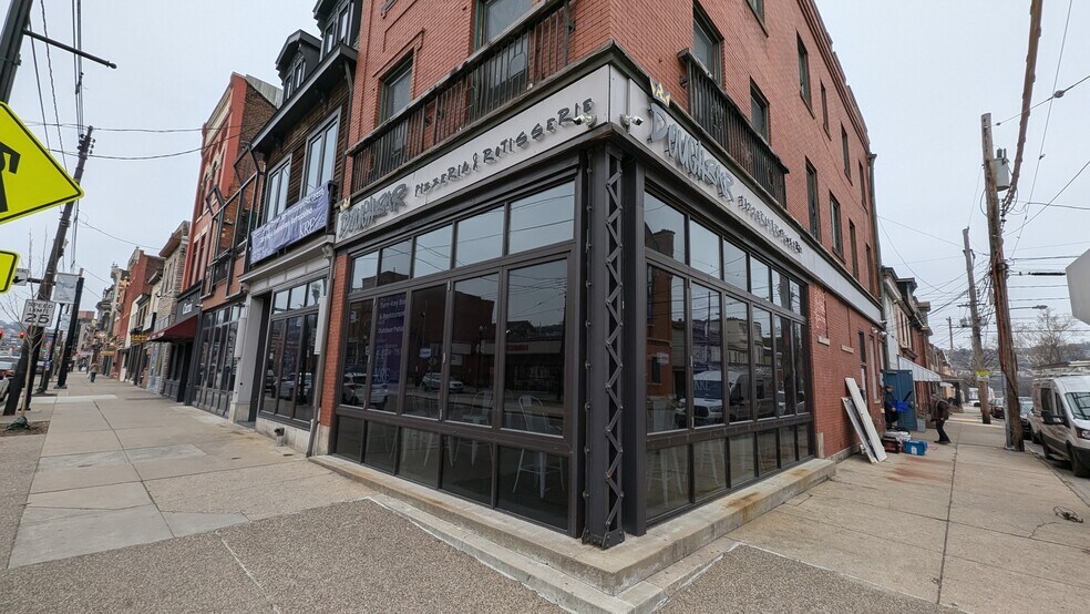 More Photos Of 1831 E Carson St, Pittsburgh Restaurant For Sale
