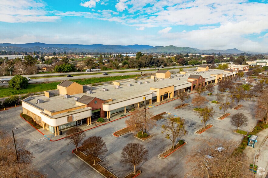 More Photos Of 8555 San Ysidro Ave, Gilroy Freestanding For Lease