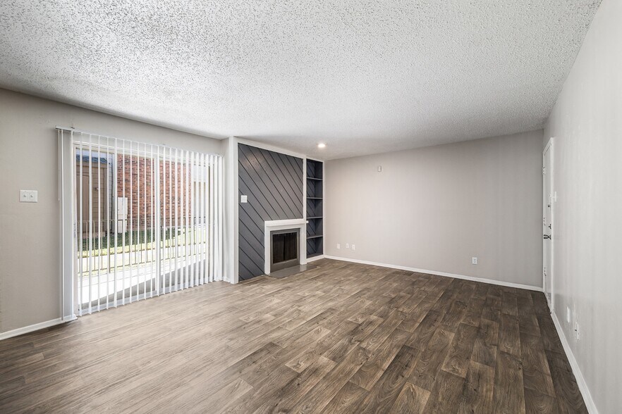 More Photos Of 35 2nd Ave E, Halliday Apartments For Sale