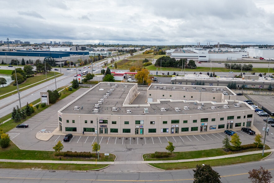 More Photos Of 2 Automatic Rd, Brampton Light Manufacturing For Sale