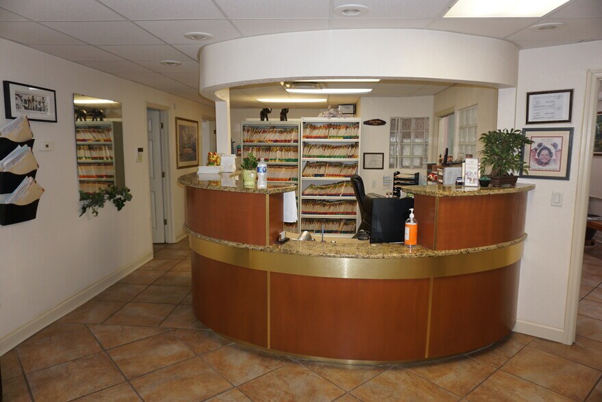 More Photos Of 2910 W Waters Ave, Tampa Medical For Sale