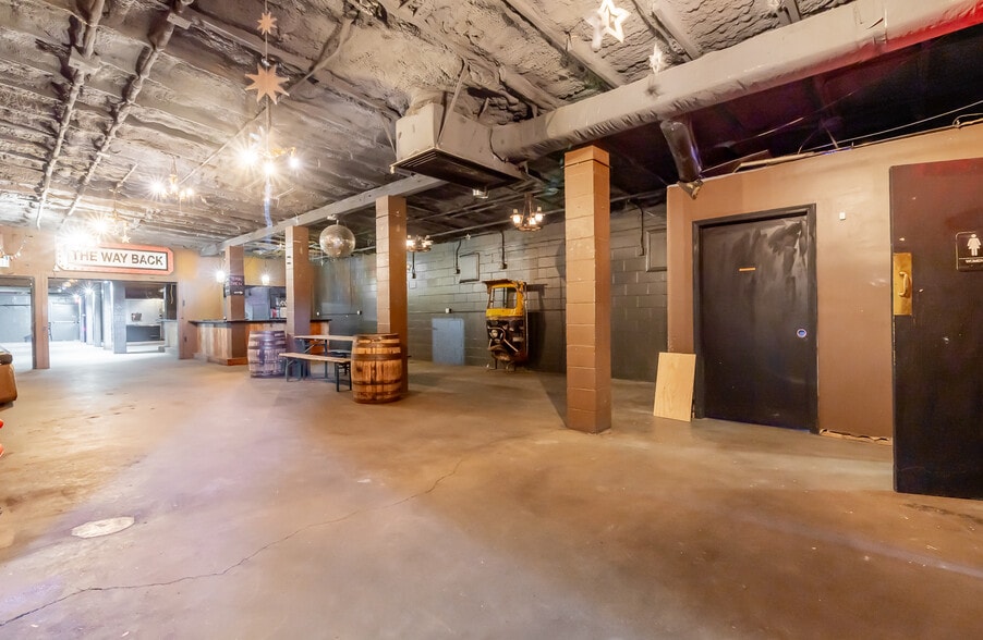 More Photos Of 1032 Story Ave, Louisville Bar For Lease