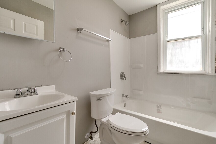 More Photos Of 1402 Granville Pl, Saint Louis Apartments For Sale