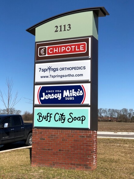 More Photos Of 2113 Memorial Blvd, Murfreesboro Storefront For Lease