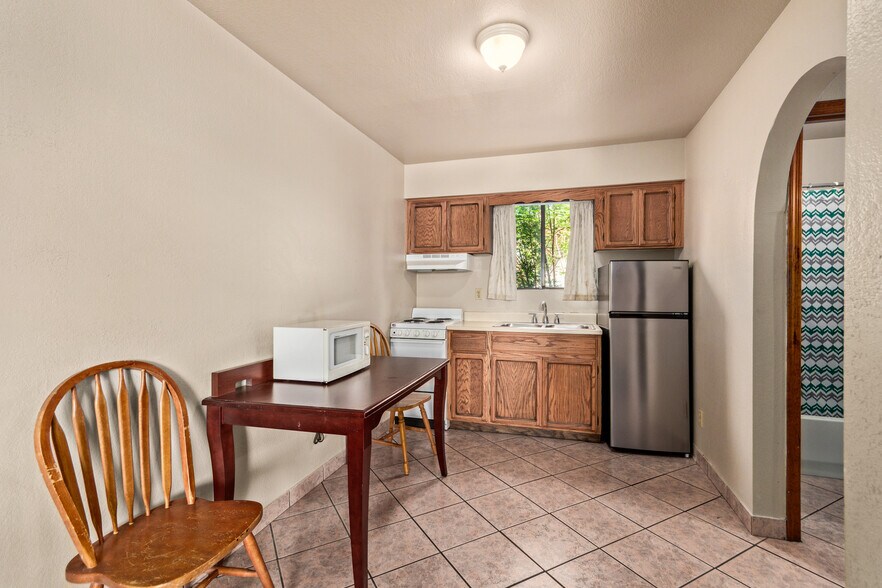 More Photos Of 8008 E Main St, Mesa Hotel For Sale