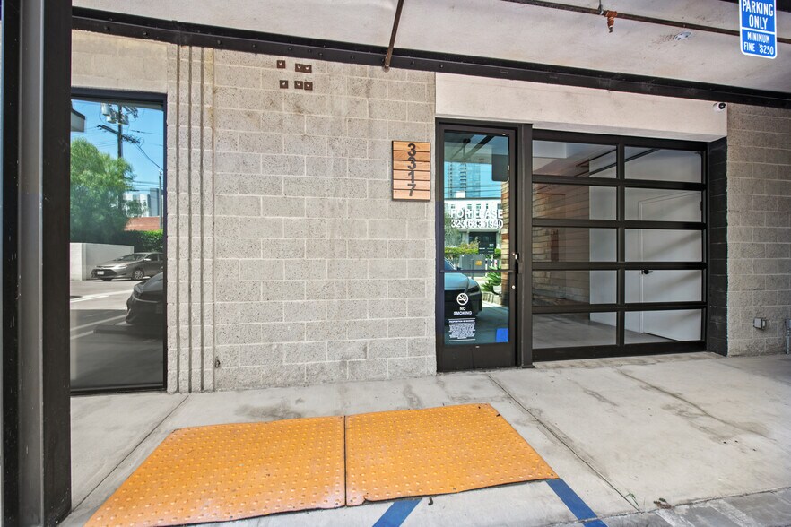 More Photos Of 3309-3323 La Cienega Pl, Los Angeles Loft Creative Space For Lease