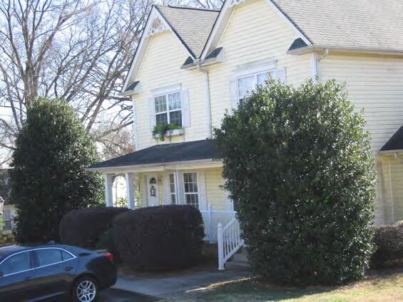 More Photos Of 2563 - 2627 Clover Rd, Concord Apartments For Sale