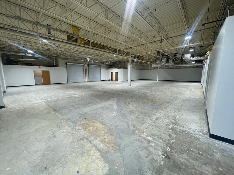 More Photos Of 1957 Lakeside Pky, Tucker Unknown For Lease