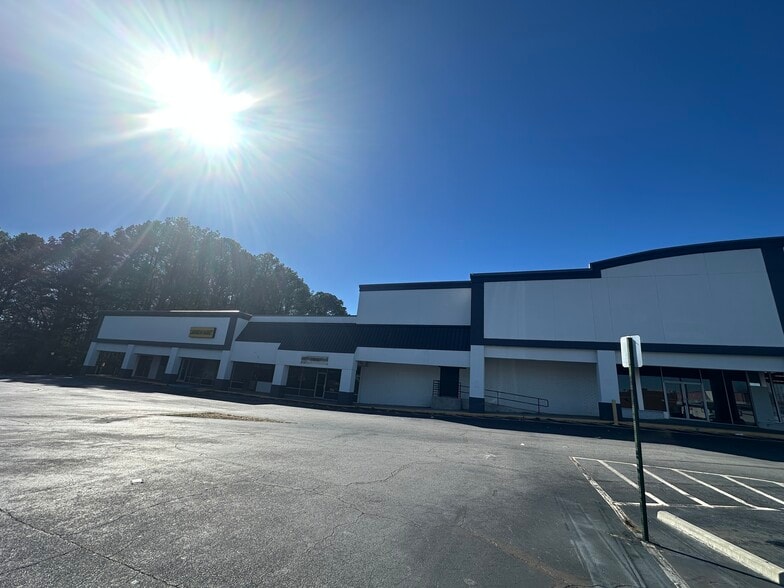 More Photos Of 1171-1181 S Hairston Rd, Stone Mountain Supermarket For Sale