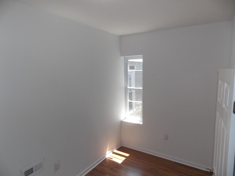 More Photos Of , Philadelphia Specialty For Sale