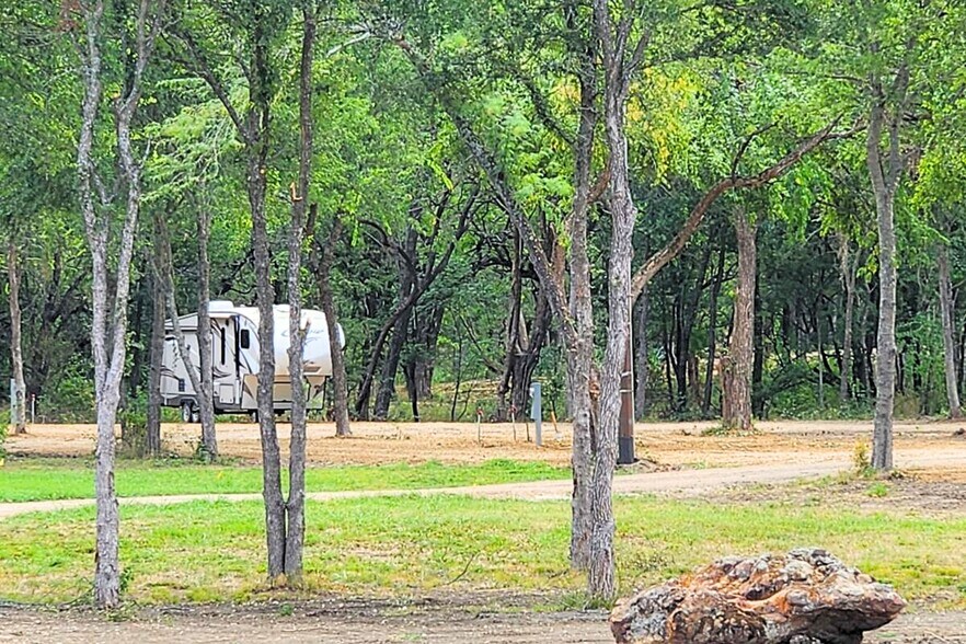 More Photos Of 4756 US Highway 82, Bells Manufactured Housing Mobile Home Park For Sale