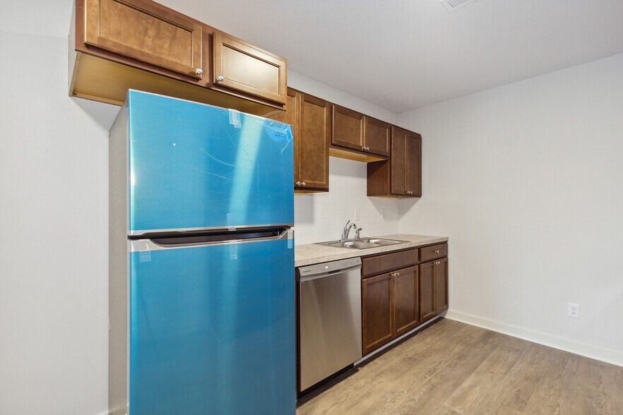 More Photos Of 3212-3244 S. Victoria St, Wichita Apartments For Sale