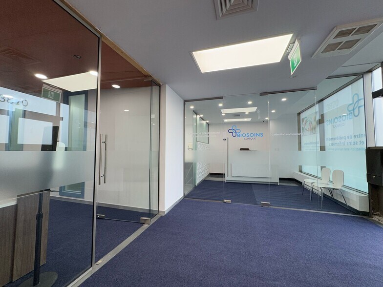 More Photos Of 3858-3870 Notre-Dame, Laval Office For Sale