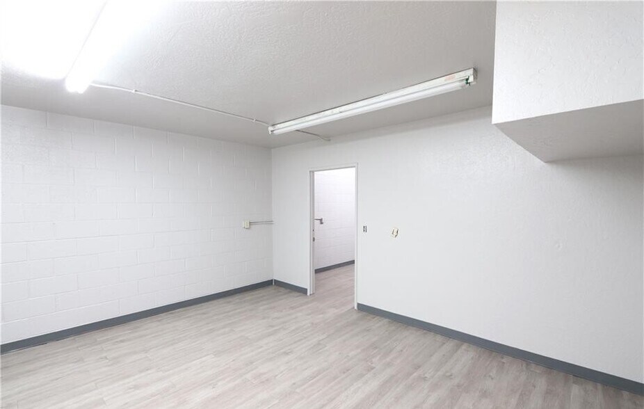 More Photos Of 1225 Hancock Rd, Bullhead City Medical For Lease