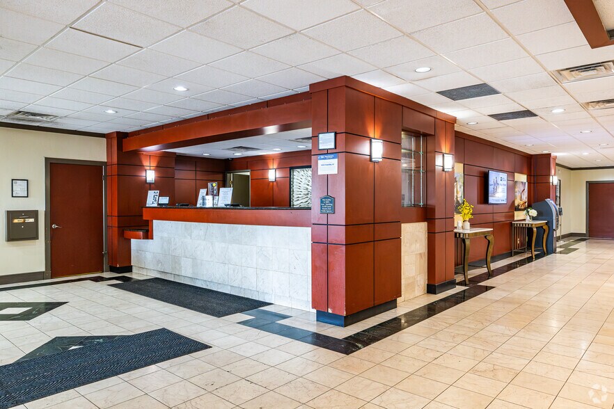 More Photos Of 5105 S Howell Ave, Milwaukee Hotel For Sale