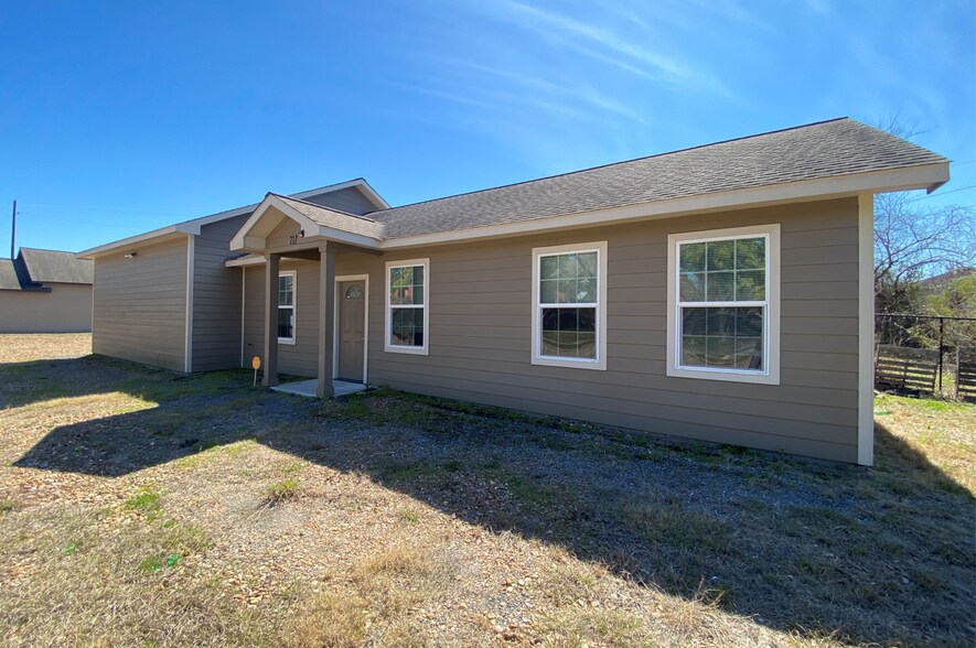 Primary Photo Of 717A Dunson Glen Dr, Houston Flex For Lease