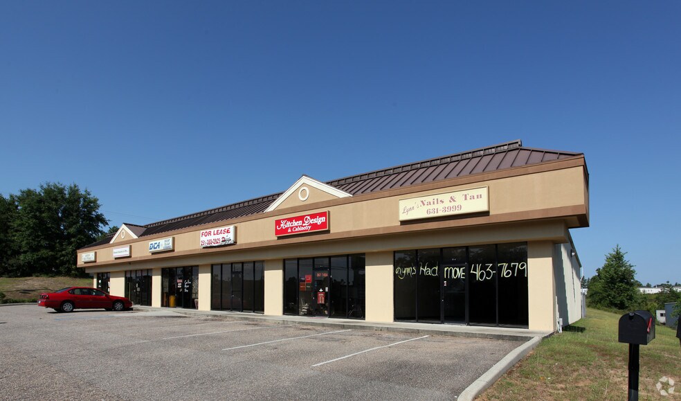 More Photos Of 1300 Schillinger Rd S, Mobile Storefront For Lease