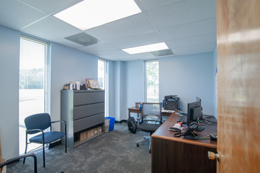 More Photos Of 4900 Highway 501, Myrtle Beach Light Manufacturing For Lease