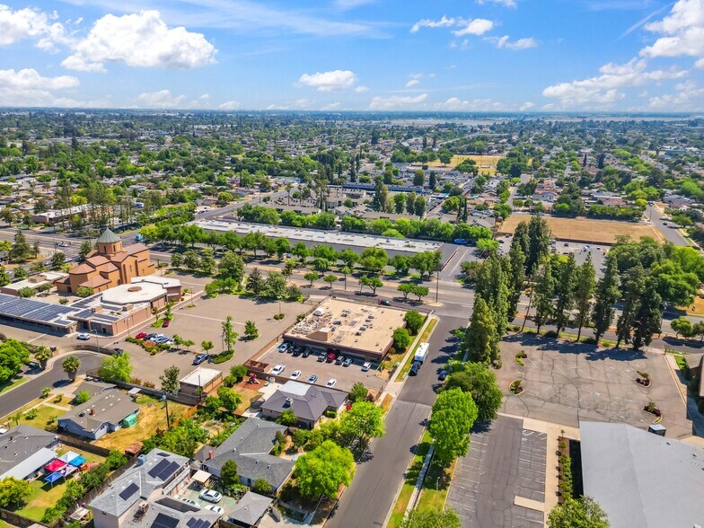More Photos Of 3727 N 1st St, Fresno Medical For Sale