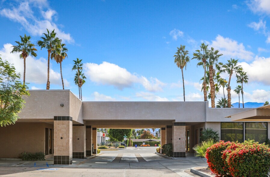 More Photos Of 2100 E Tahquitz Canyon Way, Palm Springs Medical For Lease